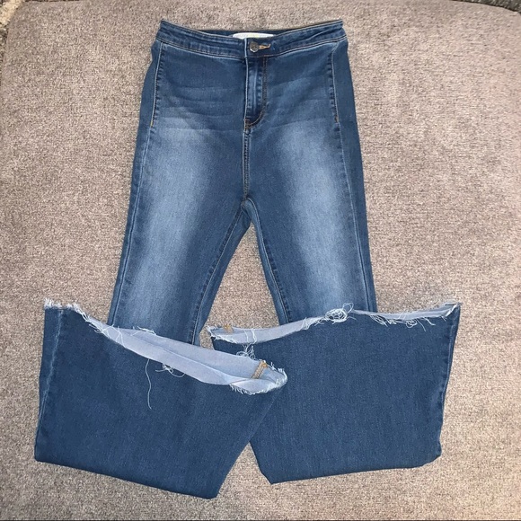 Chelsea and Violet Jeans - Picture 2 of 8